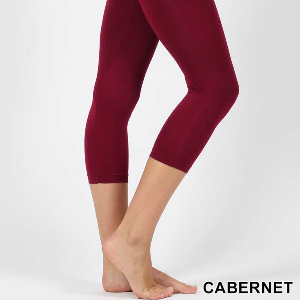 12 PACK!!  ZENANA SEAMLESS CLASSIC CAPRI LEGGING